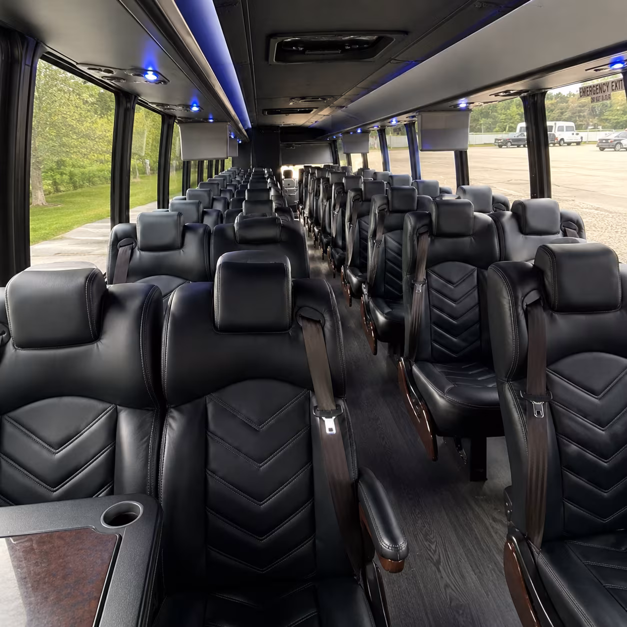 arrange transportation for your next airport transfer 5