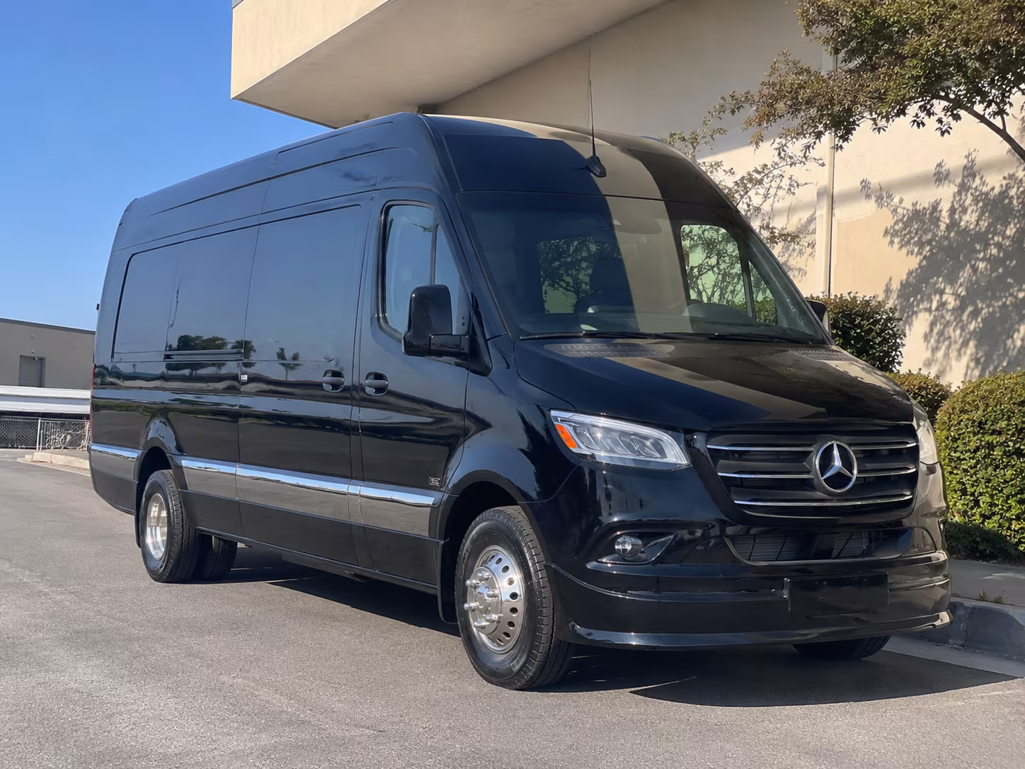 bus rental options for southfield trips