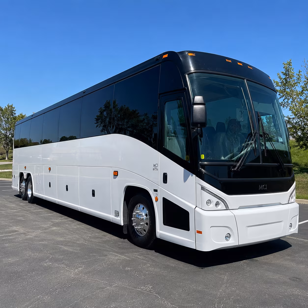 charter buses for southfield group wine trips up to traverse city
