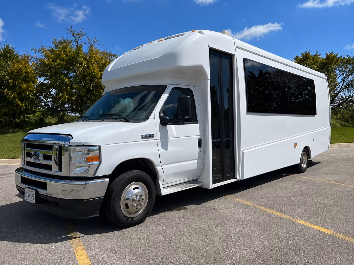kids birthday party buses to metro detroit s best attractions