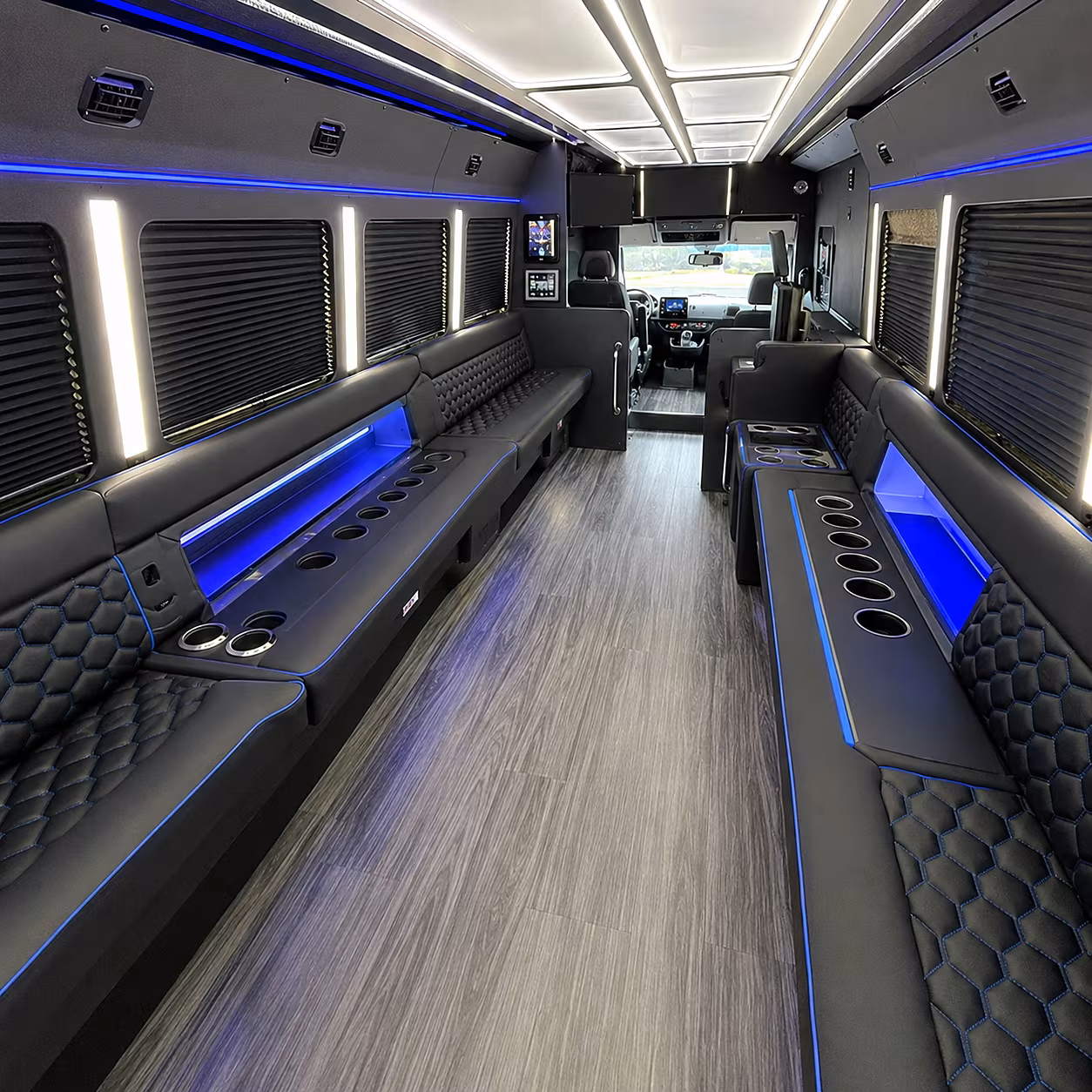 party buses for southfield area proms at lahser high school and southfield high