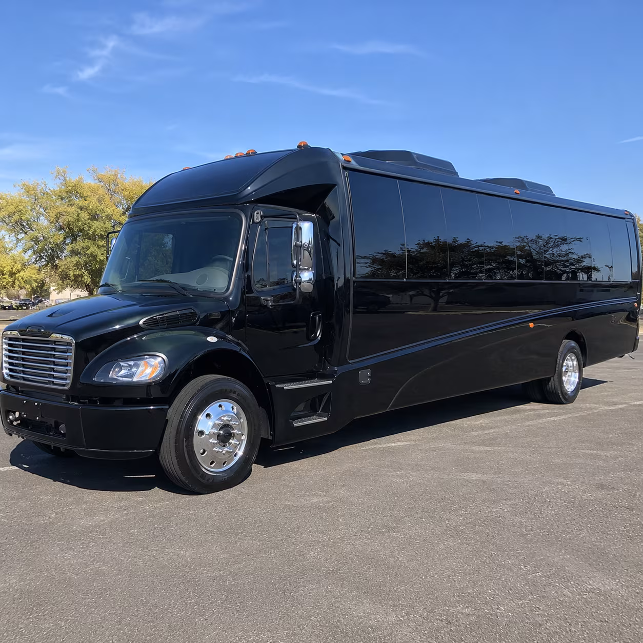 southfield 28 passenger minibus