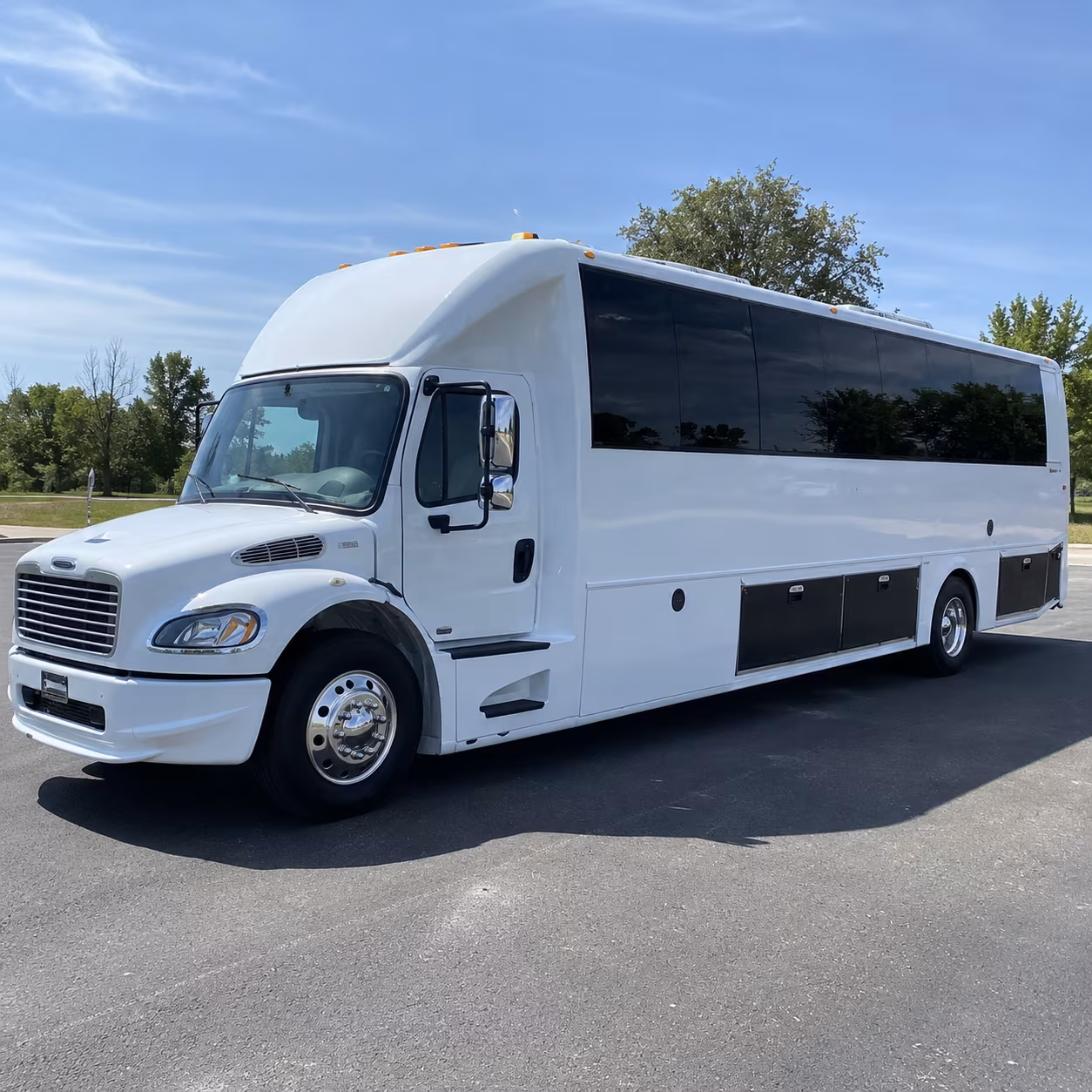 southfield 40 passenger party bus