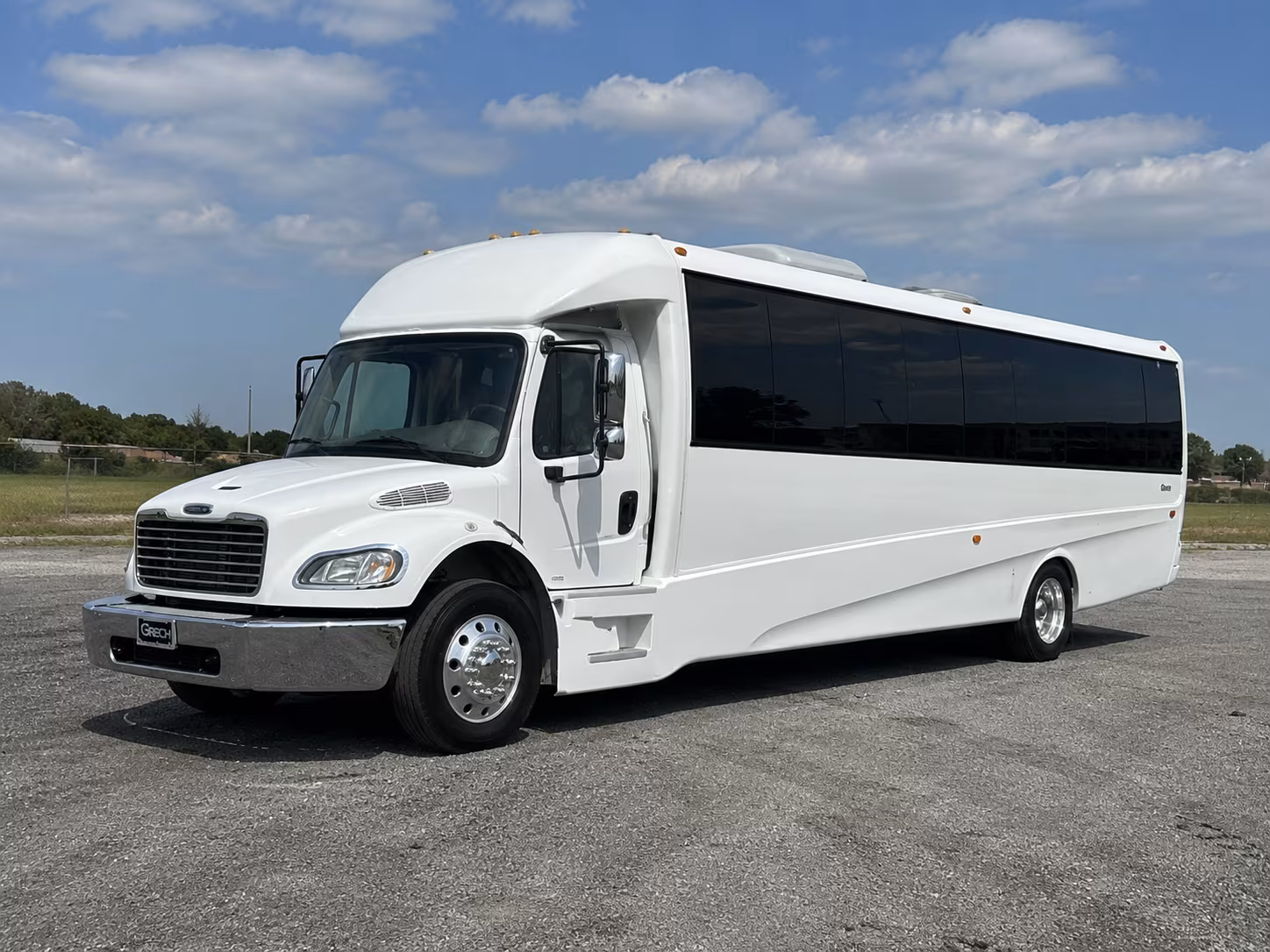 southfield 50 passenger party bus
